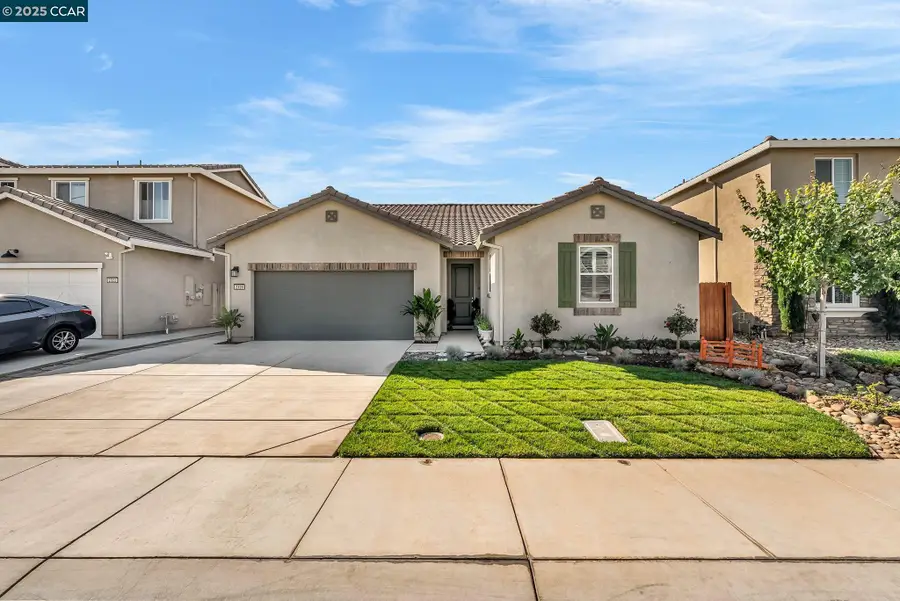 2328 Bellows Way, Lodi, CA 95242 - Image #2