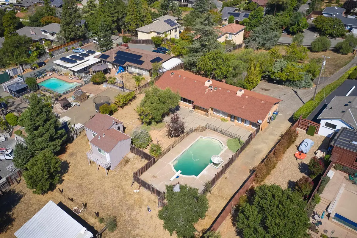 4597 Ewing Rd, Castro Valley, CA 94546 - Image #1