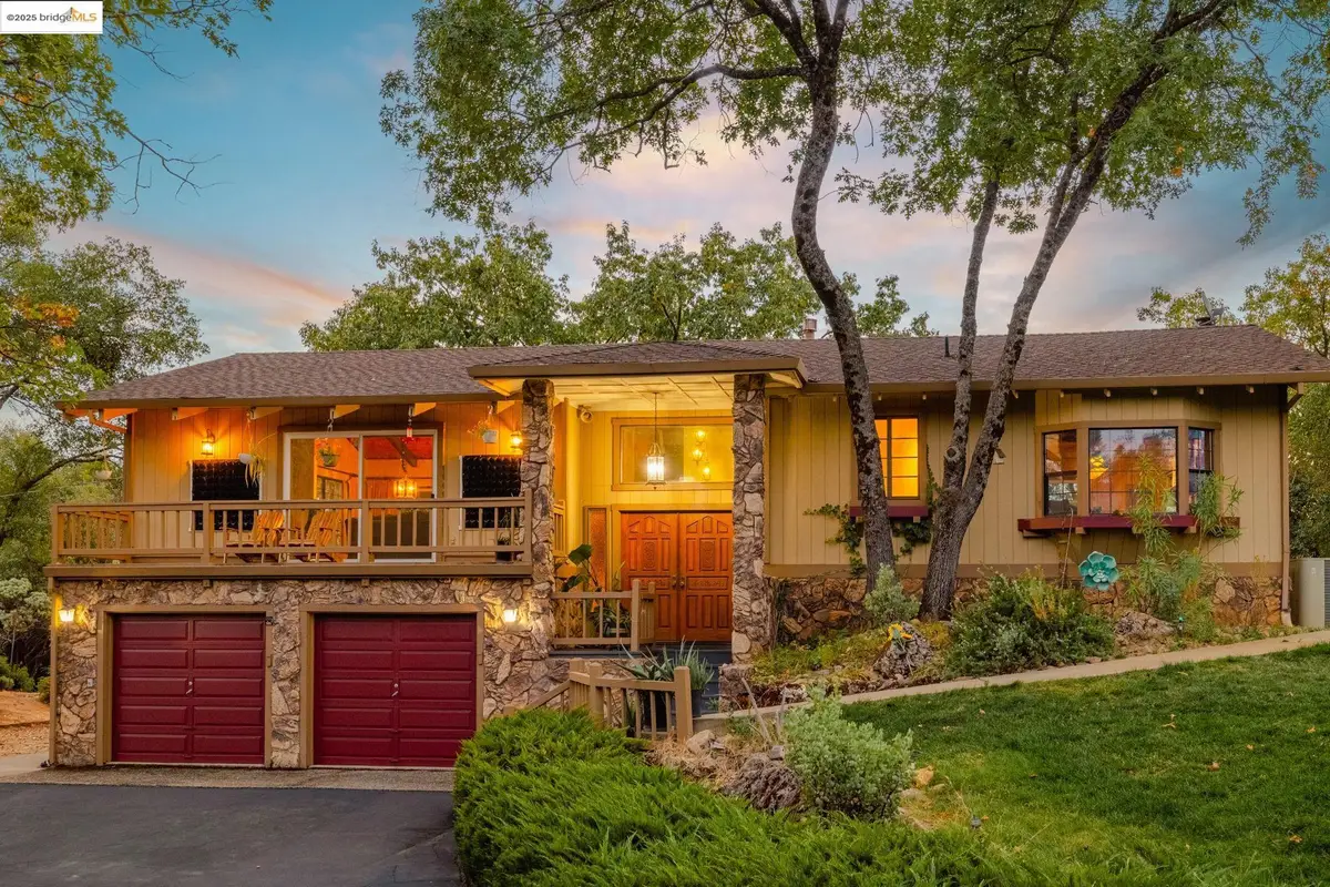 21950 Paseo De Los Portales Rd, Sonora, CA 95370 - Image #1