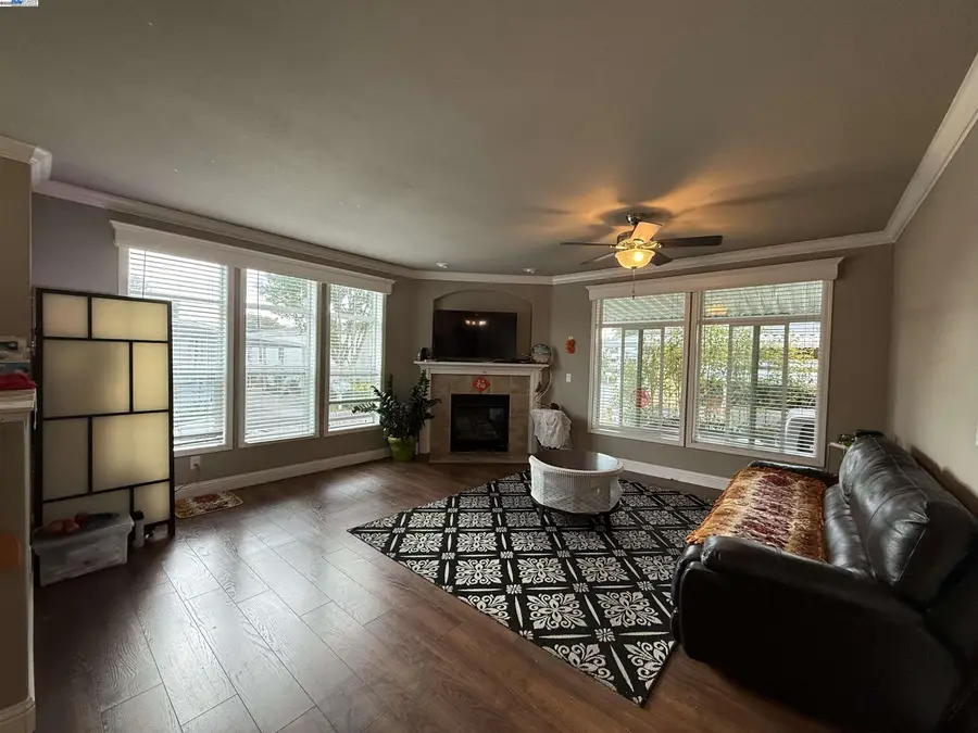 1050 Borregas Ave #1, Sunnyvale, CA 94089 - Image #2