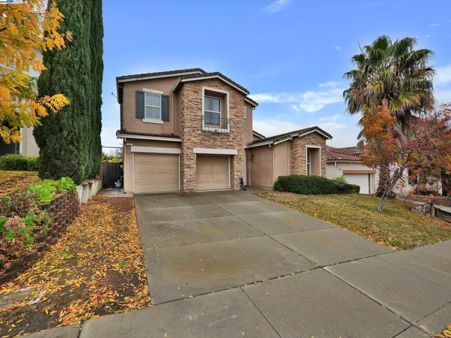 11 San Tomas Ct, Pittsburg, CA 94565 - Image #2