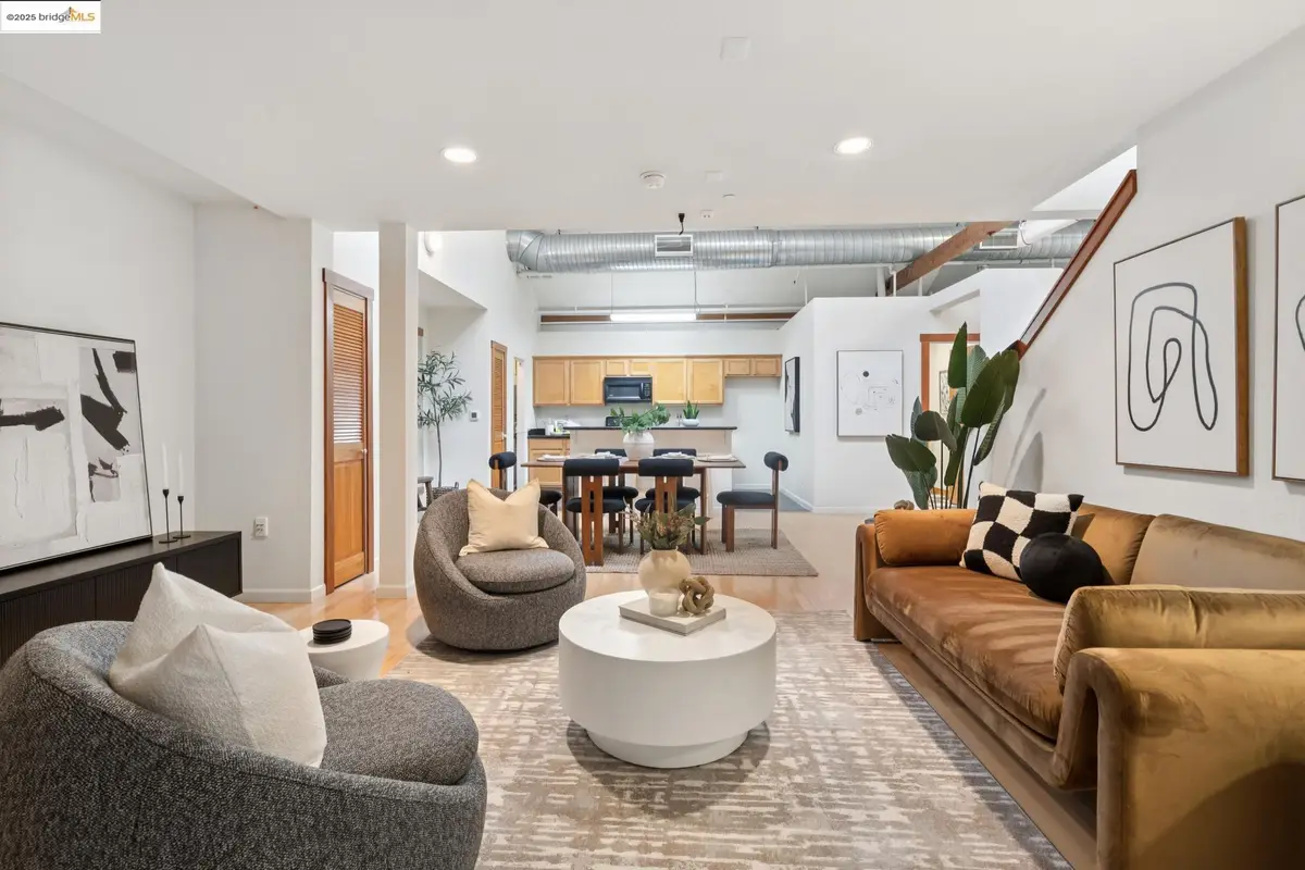 530 E 8th St #207, Oakland, CA 94606 - Image #1