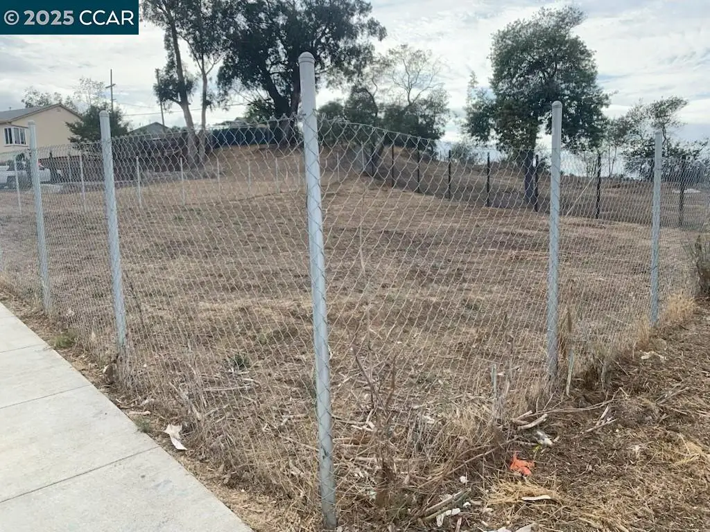 139 Laurel St, Vallejo, CA 94591 - Image #1