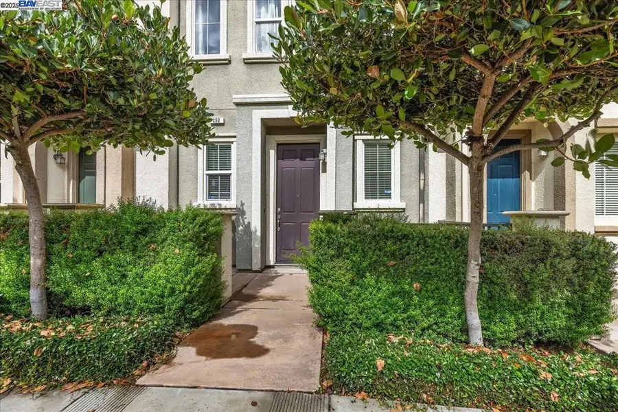 252 Sullivan Way, Hayward, CA 94541 - Image #3