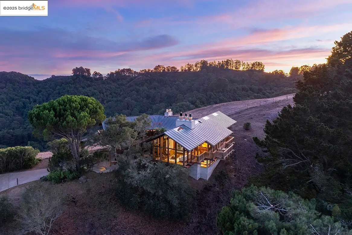 100 Tres Mesas, Orinda, CA 94563 - Image #1