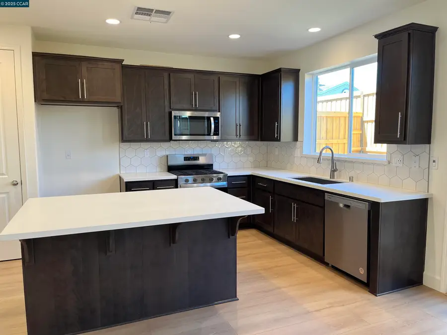 4732 Opus Circle, Fairfield, CA 94534 - Image #2