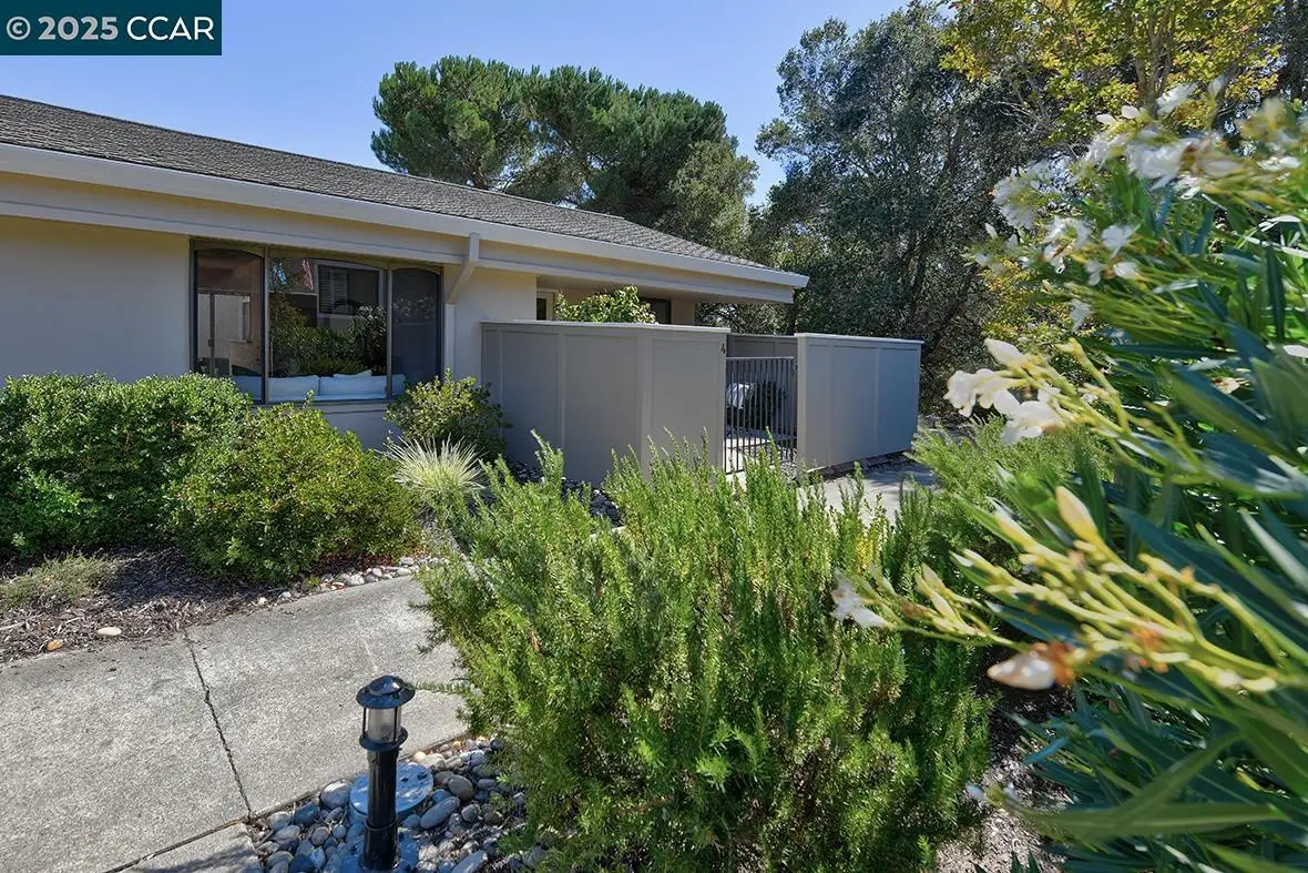 2041 Golden Rain Rd #4, Walnut Creek, CA 94595 - Image #1