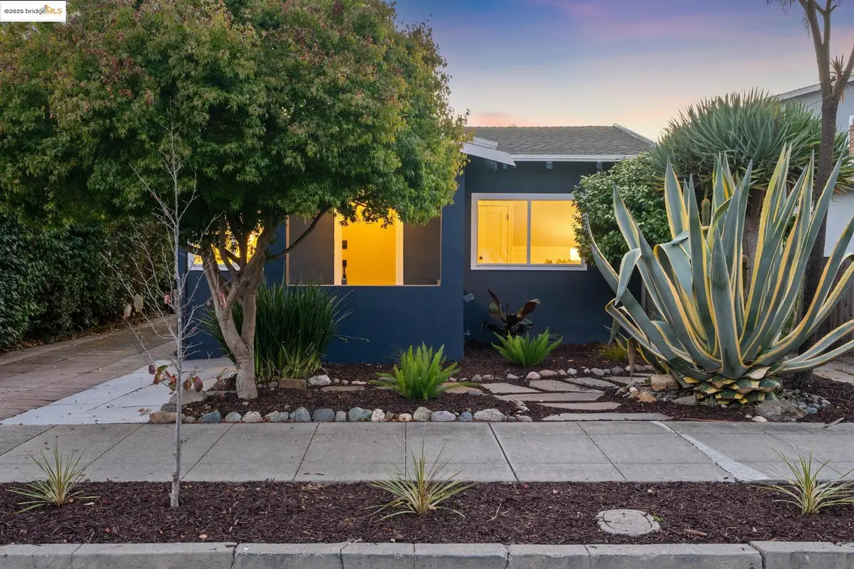 1642 10th St, Berkeley, CA 94710 - Image #1