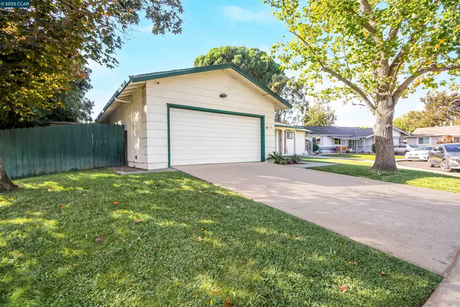 572 Corte Cala, Vacaville, CA 95688 - Image #3