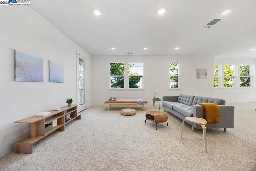 2729 5th St, Alameda, CA 94501 - Image #3