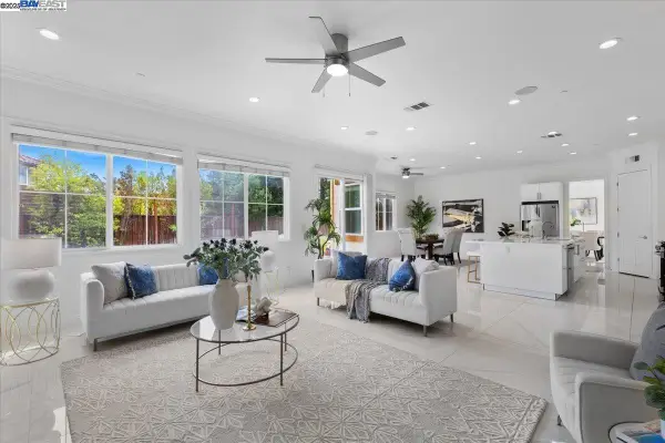 2848 E Cog Hill Ter, Dublin, CA 94568