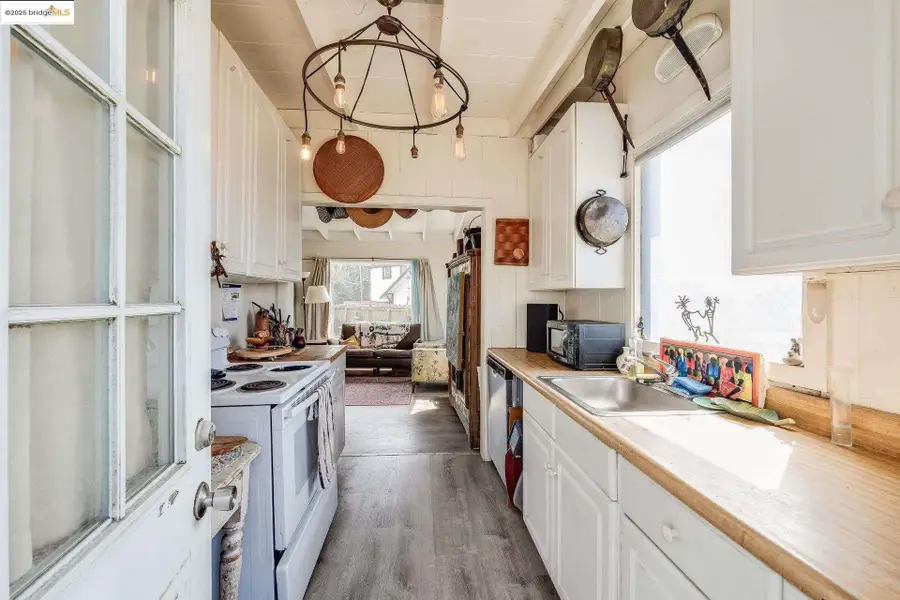 4 Beach Ave, Dillon Beach, CA 94929 - Image #3