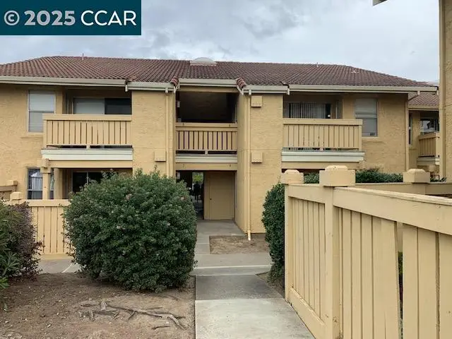 5 Las Moradas Circle, San Pablo, CA 94806 - Image #1