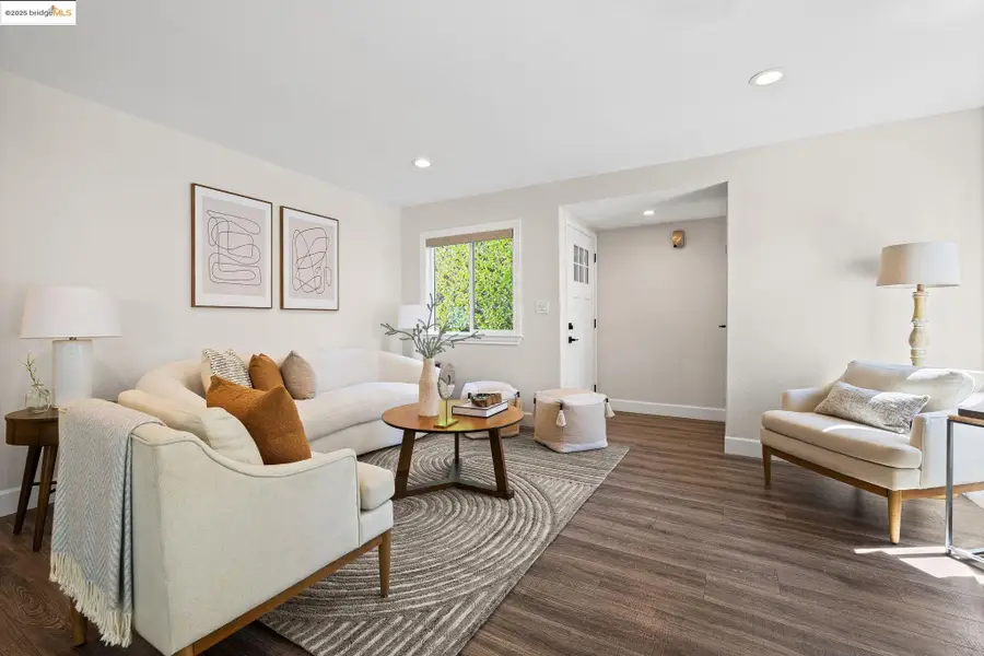 1515 Schenone Ct #F, Concord, CA 94521 - Image #2