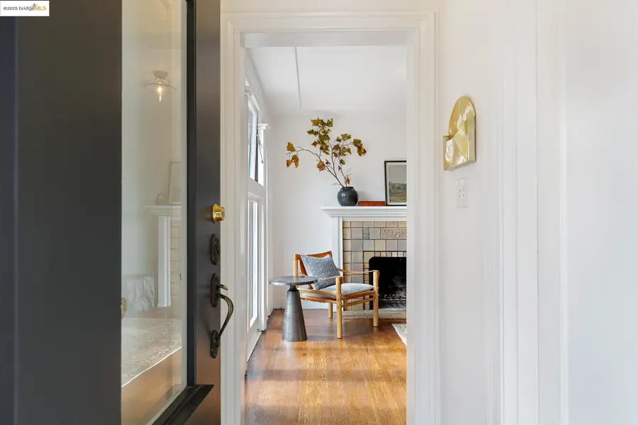 2417 Marti Rae Ct, Alameda, CA 94501 - Image #3