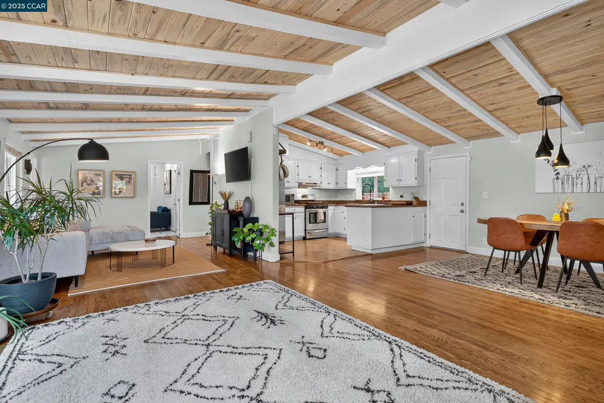 3215 Pine St, Martinez, CA 94553 - Image #1