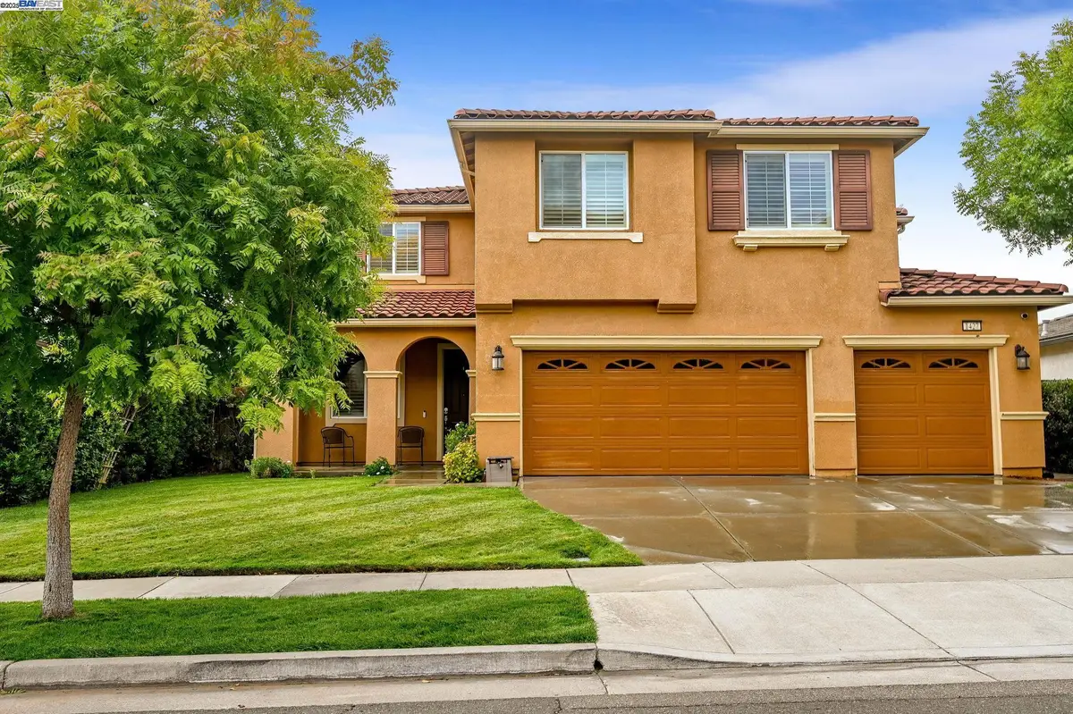 1427 Couples Cir, Fairfield, CA 94533 - Image #1