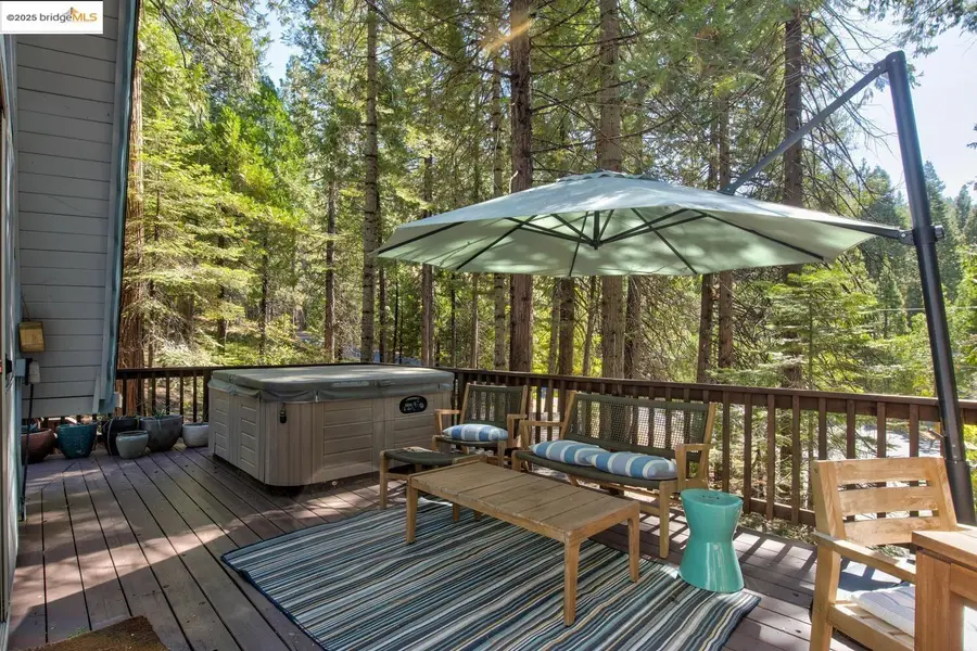 1427 Meadow Dr, Arnold, CA 95223 - Image #3