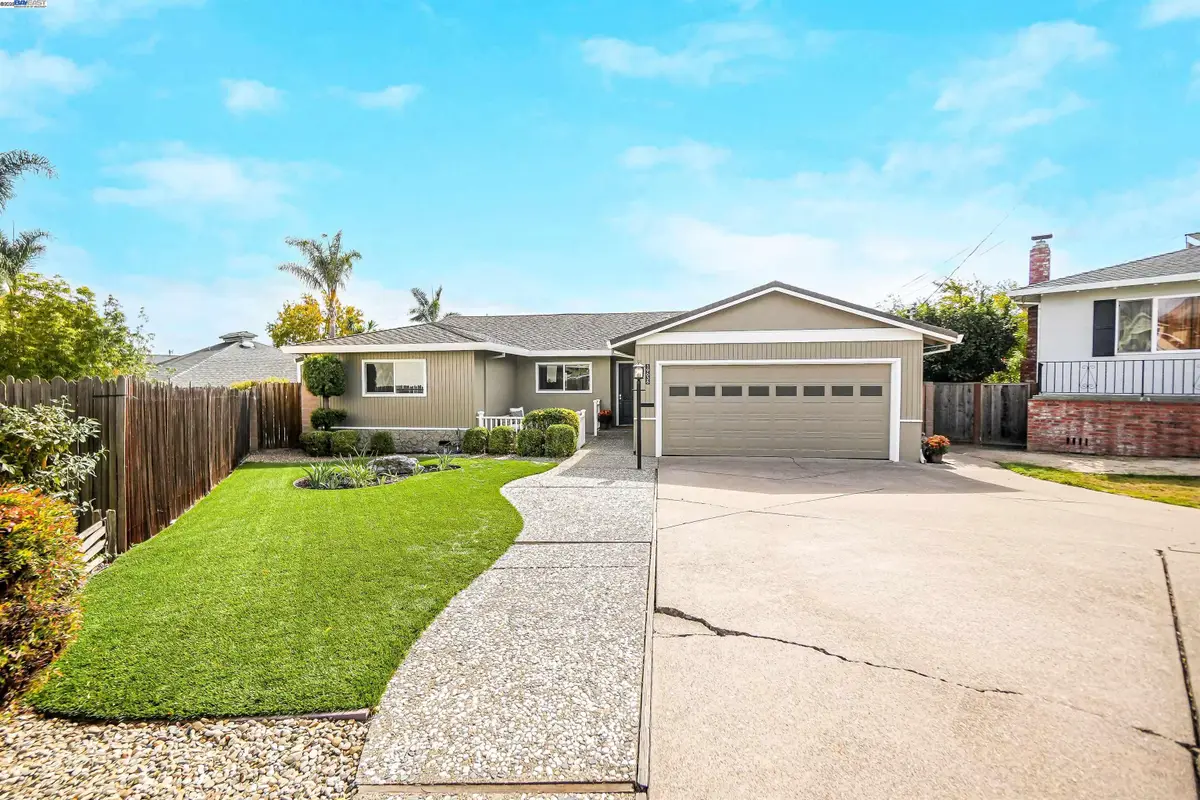 19638 Barclay Rd, Castro Valley, CA 94546 - Image #1