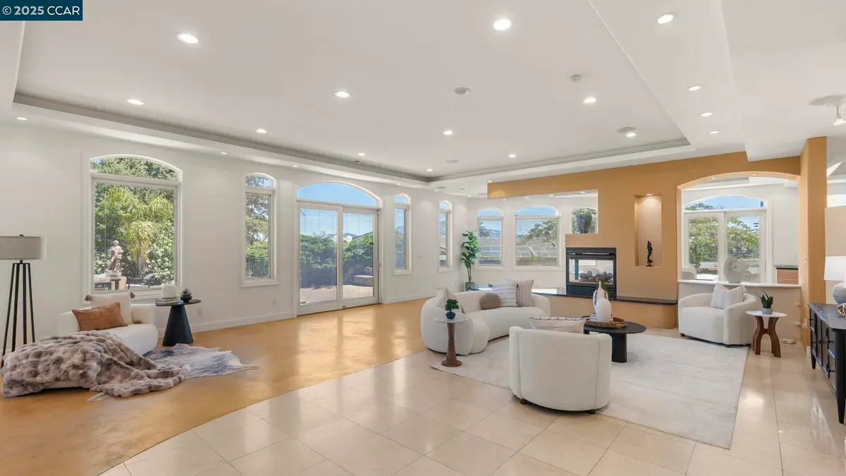 131 Montecito Crescent, Walnut Creek, CA 94597 - Image #1