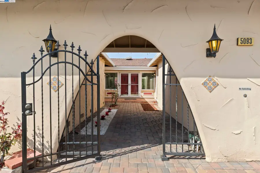 5093 Dorking Ct, Newark, CA 94560 - Image #2