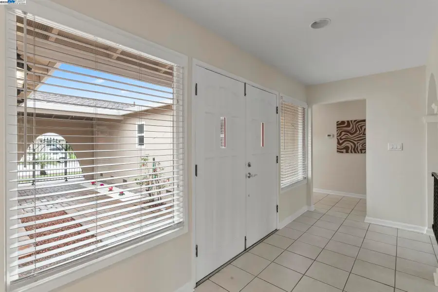 5093 Dorking Ct, Newark, CA 94560 - Image #3