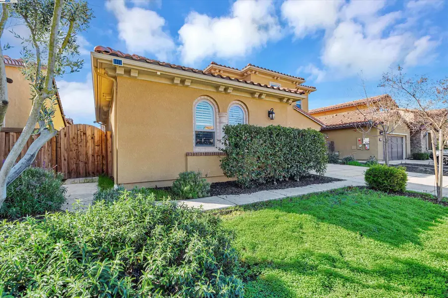 3602 Levanto Way, Manteca, CA 95337 - Image #2