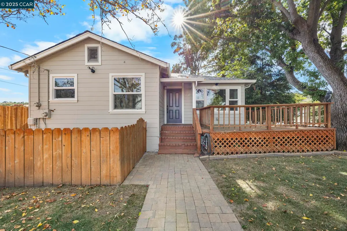 2910 Almond St, Martinez, CA 94553 - #1