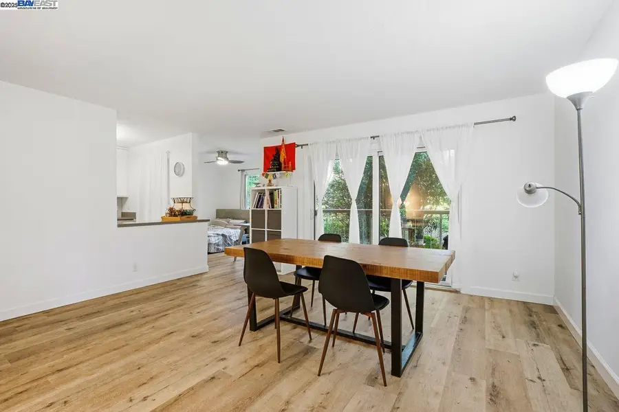 310 N Civic Dr #102, Walnut Creek, CA 94596 - Image #3