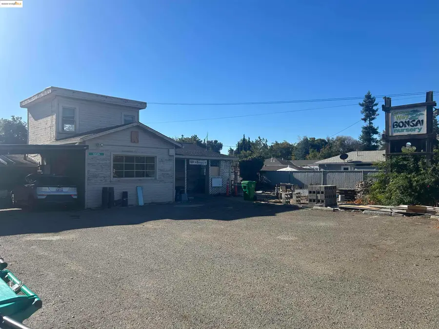 1239 Grove Way, Hayward, CA 94541 - Image #3