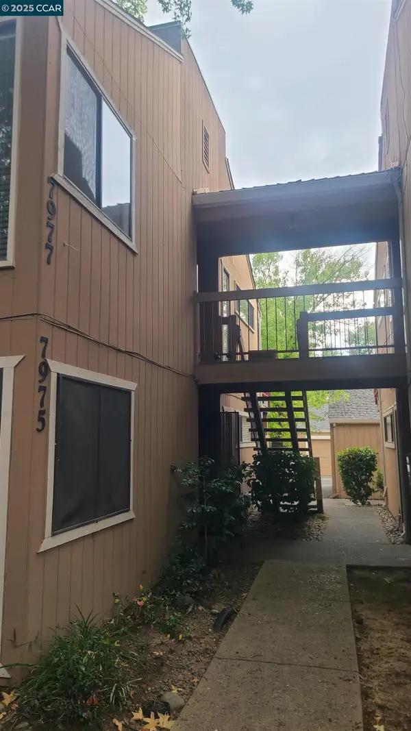 7977 Arcade Lake Ln, Citrus Heights, CA 95610