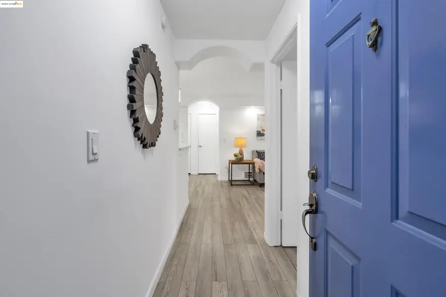 367 Lighthouse Dr, Vallejo, CA 94590 - Image #2