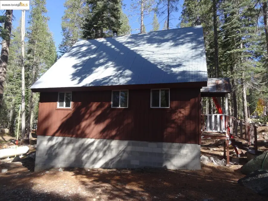 51468 Donner Pass Rd, Soda Springs, CA 95728 - Image #2