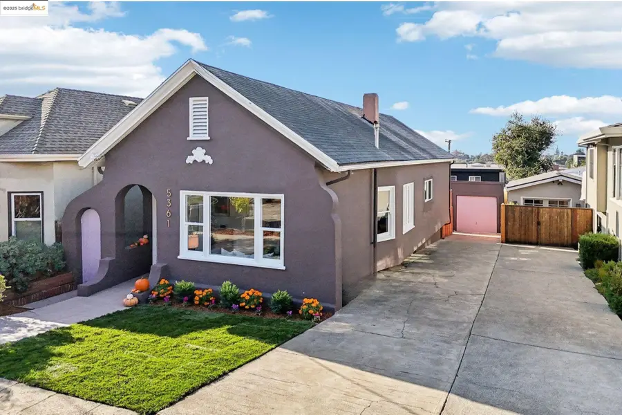 5361 Thomas Ave, Oakland, CA 94618 - Image #3