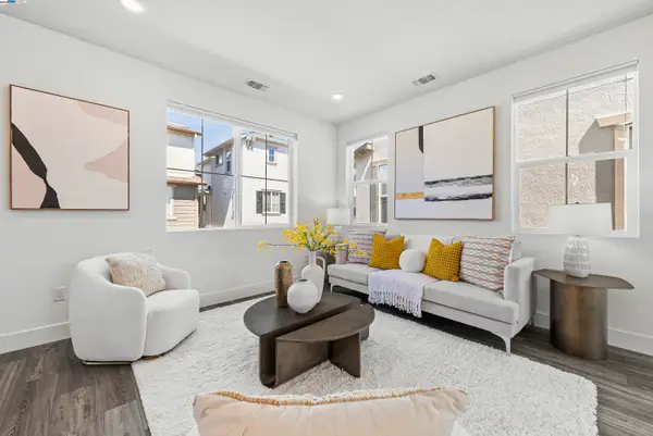 37606 Sand Drift Rd, Newark, CA 94560