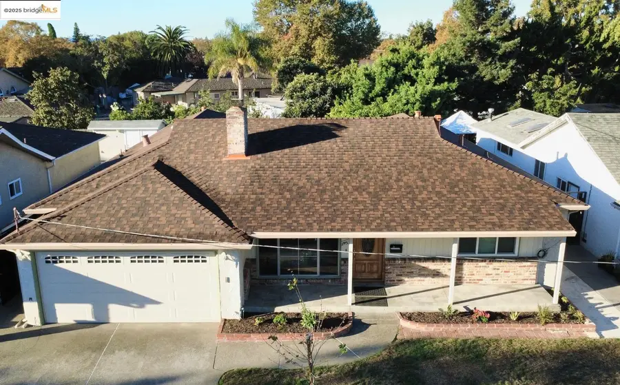 17453 Via Valencia, San Lorenzo, CA 94580 - #2