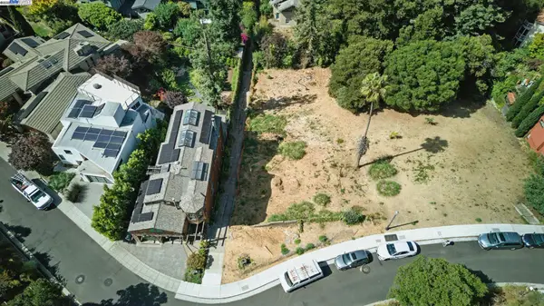 6185 Buena Vista Ave, Oakland, CA 94618