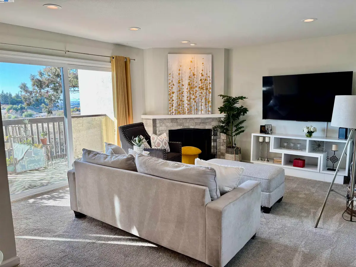 21109 Gary Dr #206, Hayward, CA 94546 - Image #1