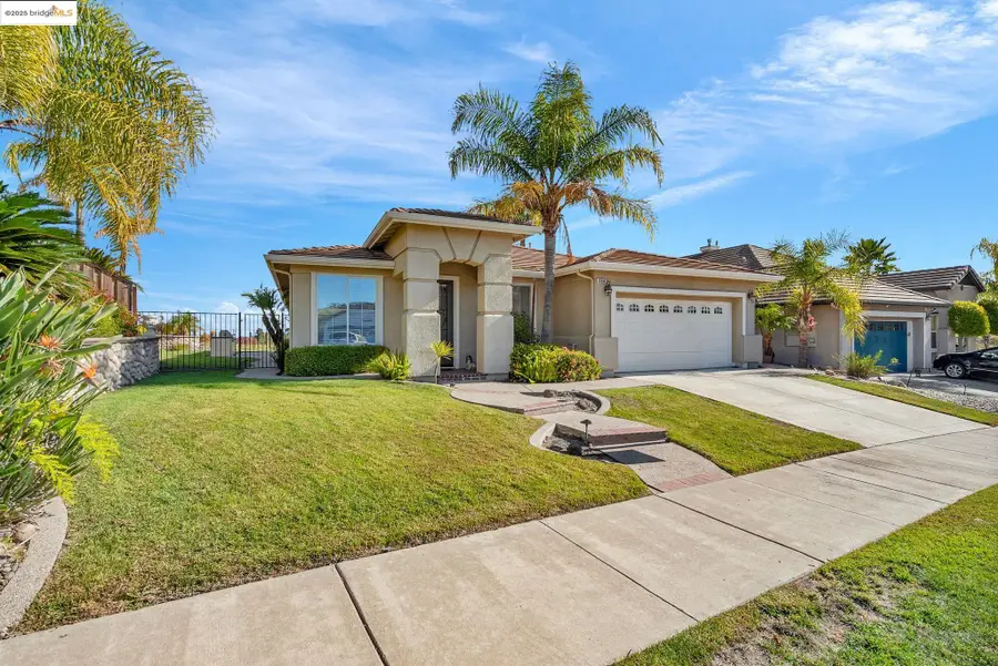 354 Pebble Beach Dr, Brentwood, CA 94513 - Image #2