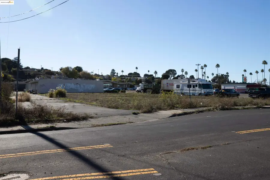 Address Withheld By Seller, Pinole, CA 94564 - Image #2