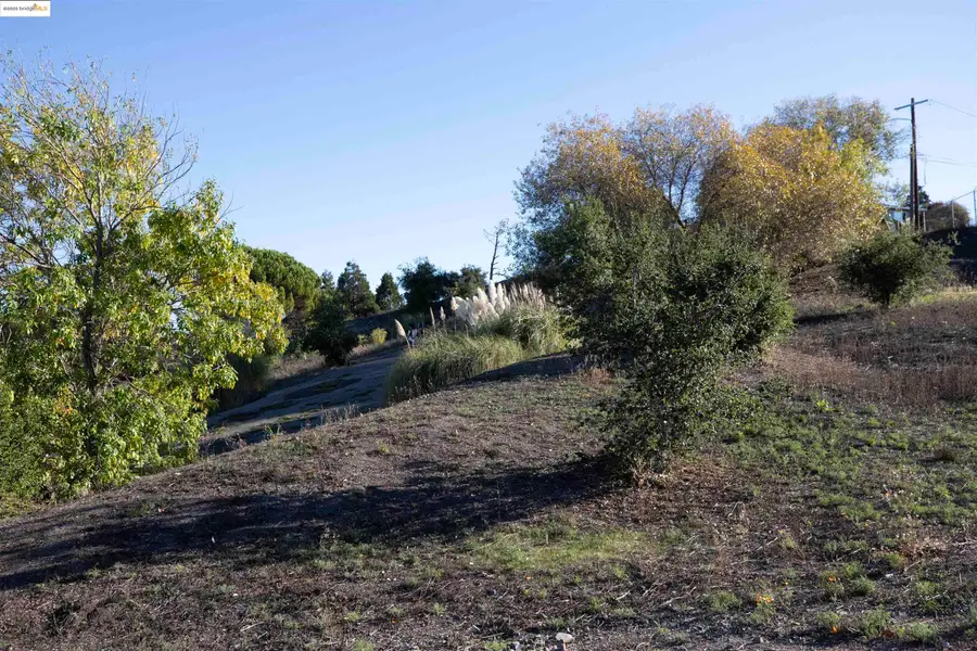 Address Withheld By Seller, San Pablo, CA 94806 - Image #2