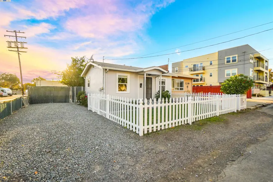 25007 Oneil Ave, Hayward, CA 94544 - Image #2