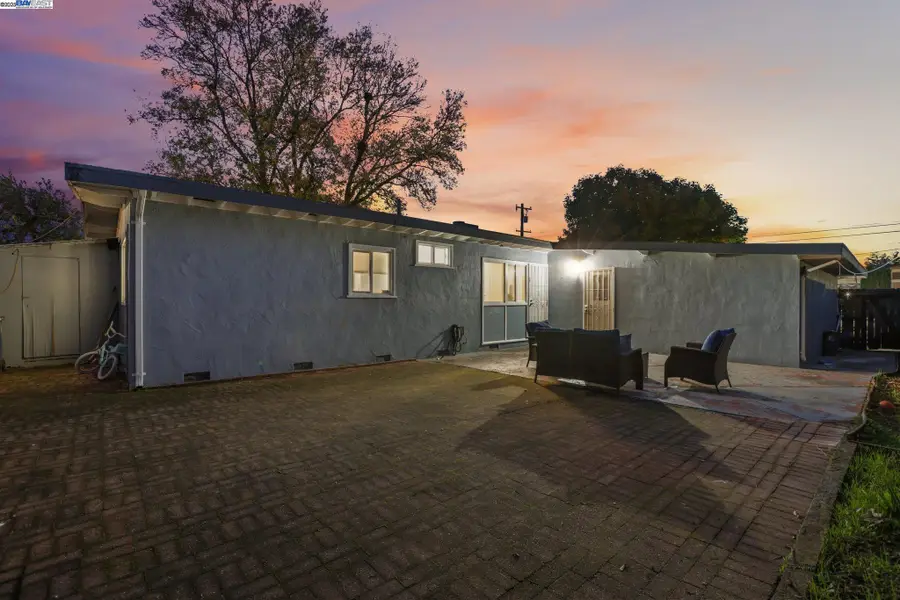 24282 Willimet Way, Hayward, CA 94544 - Image #2