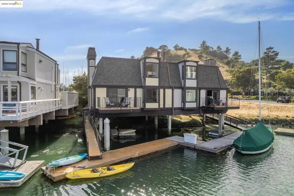 1310 Mallard Dr, Richmond, CA 94801