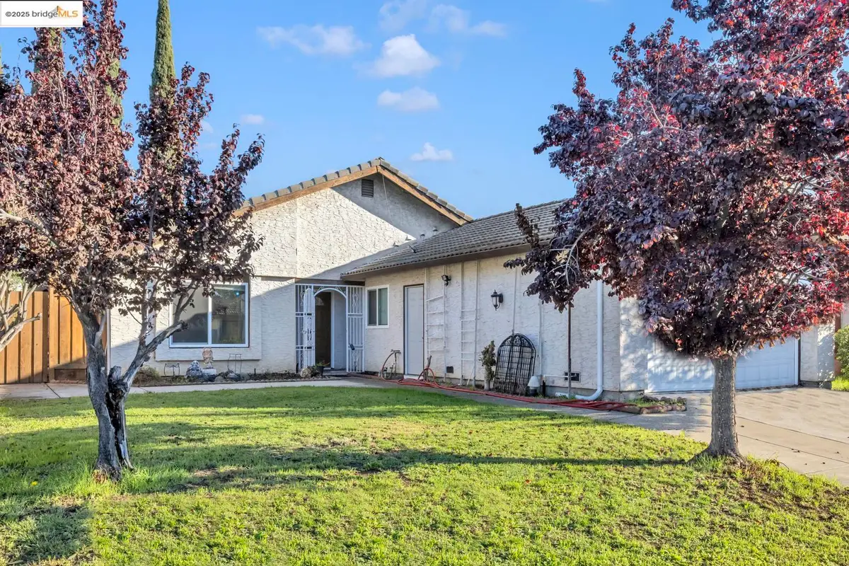 2031 Biscay Dr, Pittsburg, CA 94565 - Image #1