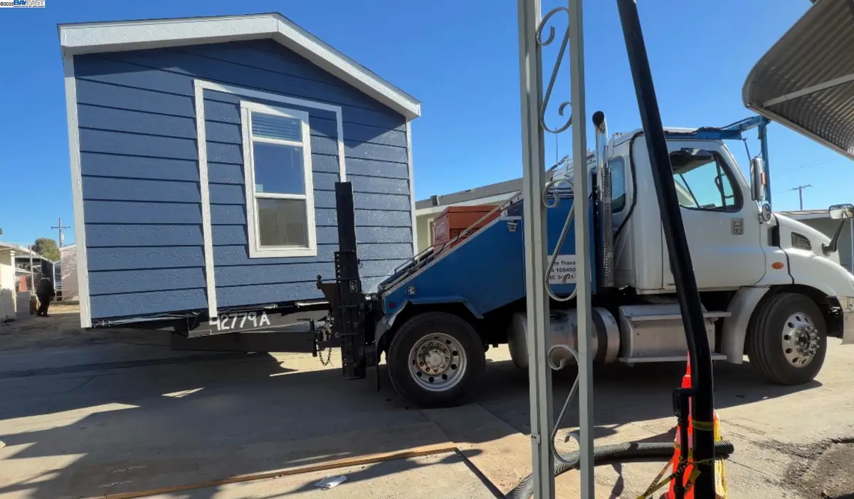 2150 Monterey Rd #18, San Jose, CA 95112 - Image #1