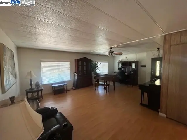 324 Waikiki Circle, Union City, CA 94587 - Image #3