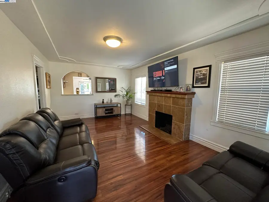 4239 Quigley Pl, Oakland, CA 94619 - Image #2