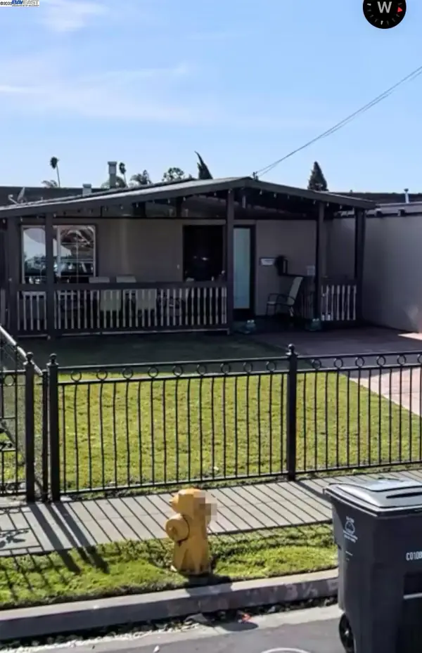 27911 Mandarin Ave, Hayward, CA 94544