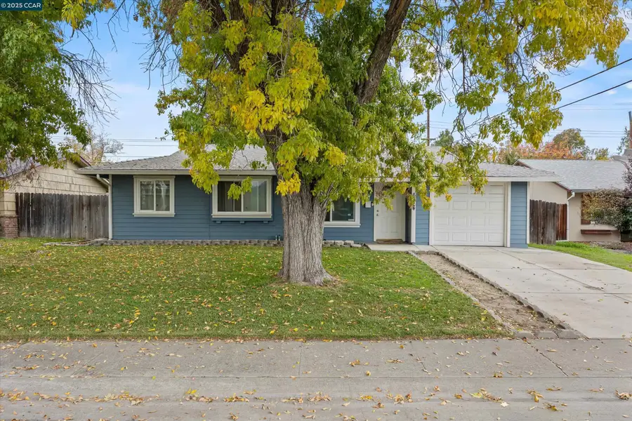 6824 Lumry St, North Highlands, CA 95660 - Image #2